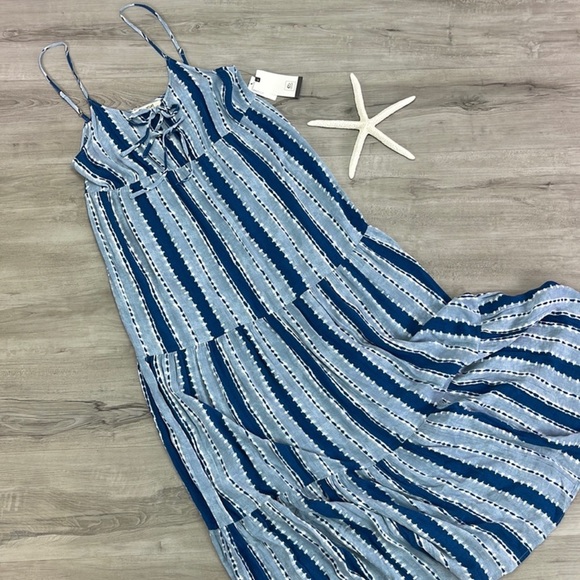 🔆RIP CURL🔆 NOMAD STRIPE MAXI DRESS - Picture 2 of 13